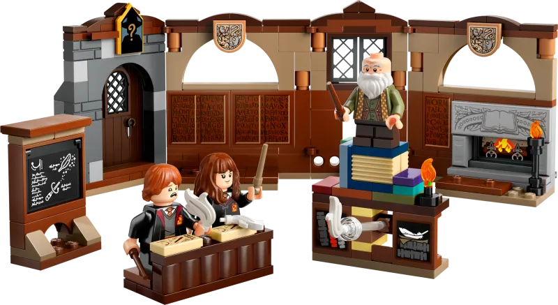 Hogwarts Castle: Charms Class